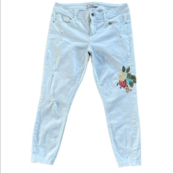 Dex Distressed White Embroidered Floral Design Crop Jeans Size 30 - Picture 2 of 11
